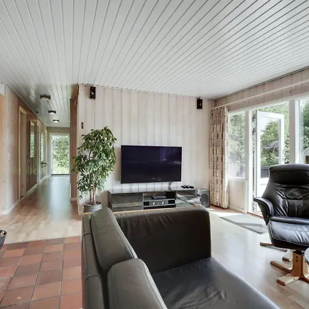 Zenitha - 300m From The Sea In Ne Jutland By Interhome *