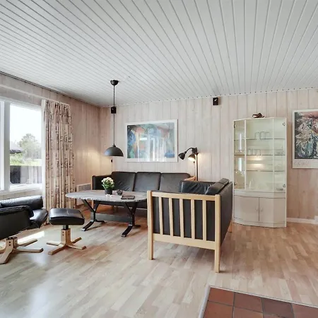 Zenitha - 300m From The Sea In Ne Jutland By Interhome * Hals